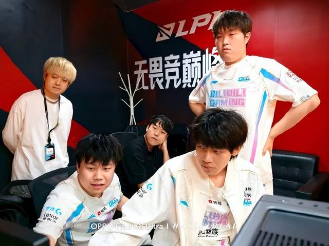 首轮准备更 首轮准备更