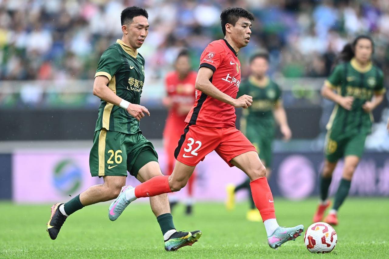 在采访或场 在采访或场